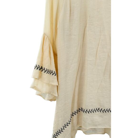 Indigo Soul Cream Blouse w/ Black Accents Women’s L | EUC - Picture 3 of 11